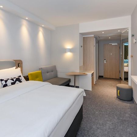 Holiday Inn Express Goettingen By Ihg Ngoại thất bức ảnh