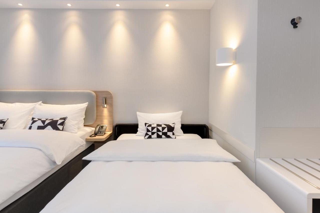 Holiday Inn Express Goettingen By Ihg Ngoại thất bức ảnh