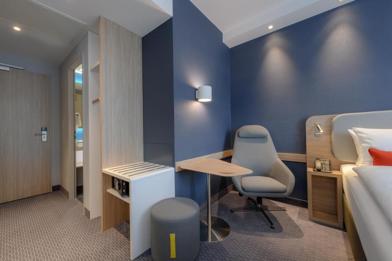 Holiday Inn Express Goettingen By Ihg Ngoại thất bức ảnh