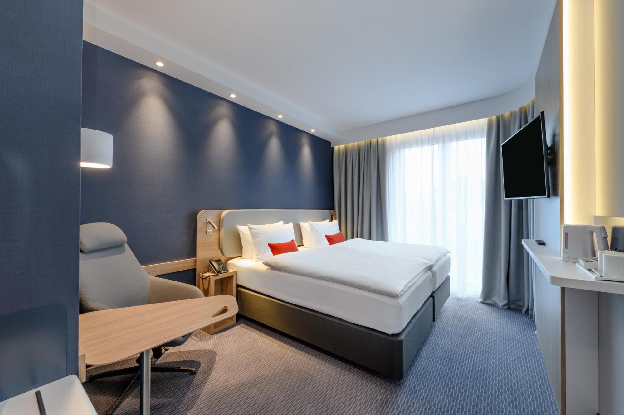 Holiday Inn Express Goettingen By Ihg Ngoại thất bức ảnh