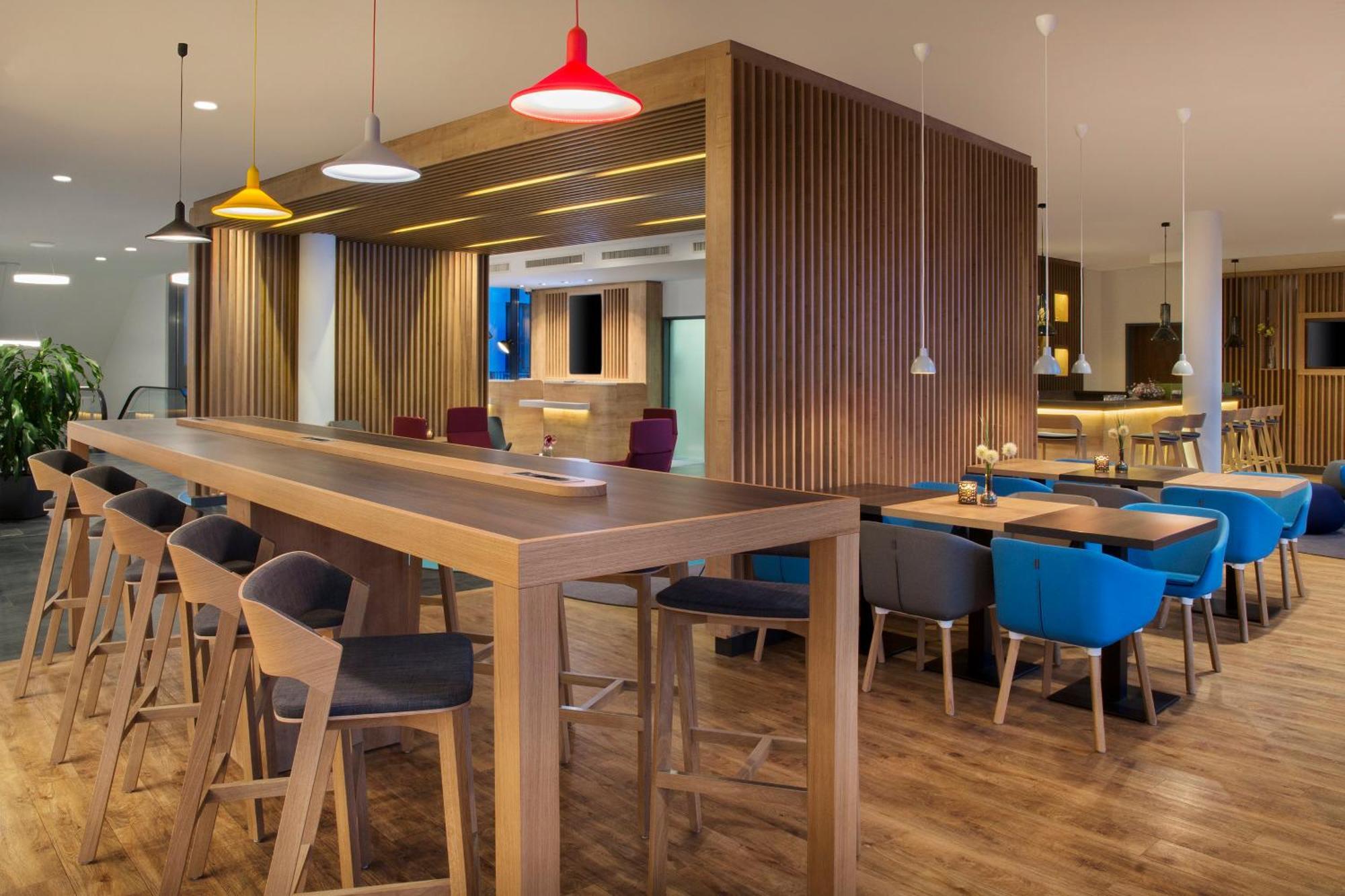 Holiday Inn Express Goettingen By Ihg Ngoại thất bức ảnh